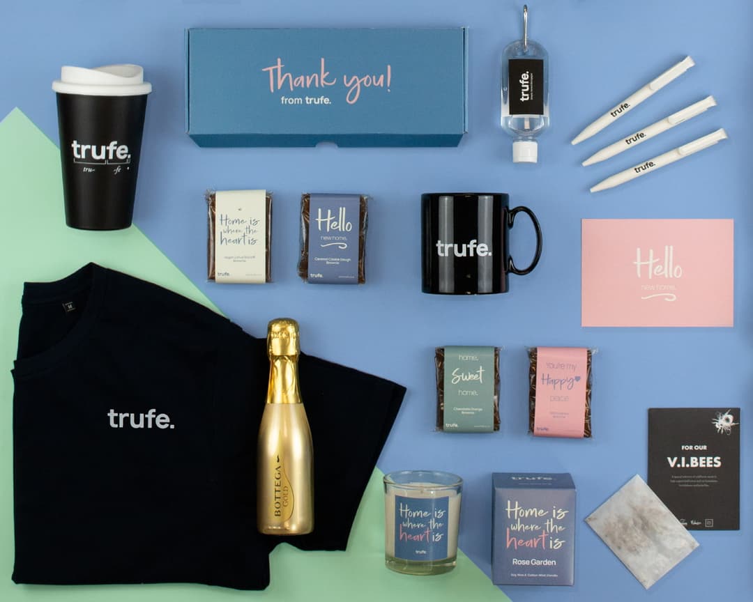 Gifts & Merchandise products by Grafiq